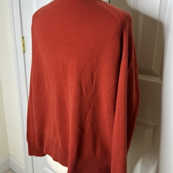 Vince Boxy Drop Shoulder Cashmere Sweater in Russet L - Picture 8 of 11